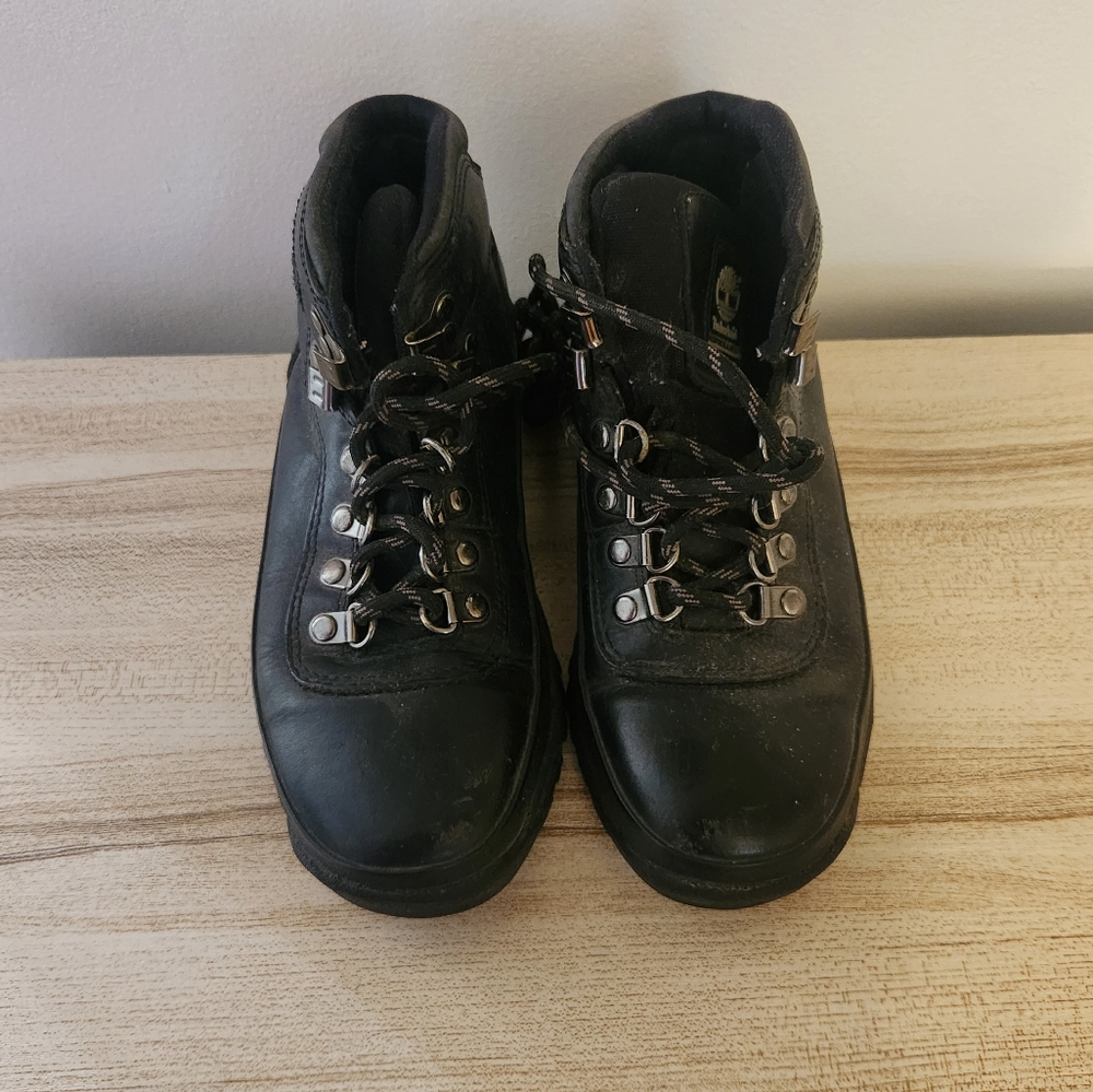 🍂 Timberland Leather Hiking/Snow Boots with Metal Eyelets 🍂